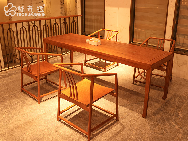 竹制桌椅
